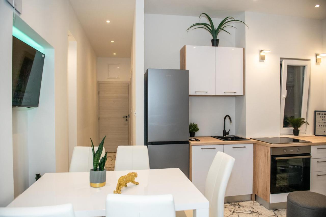 Jadran Apartment Split Exterior photo